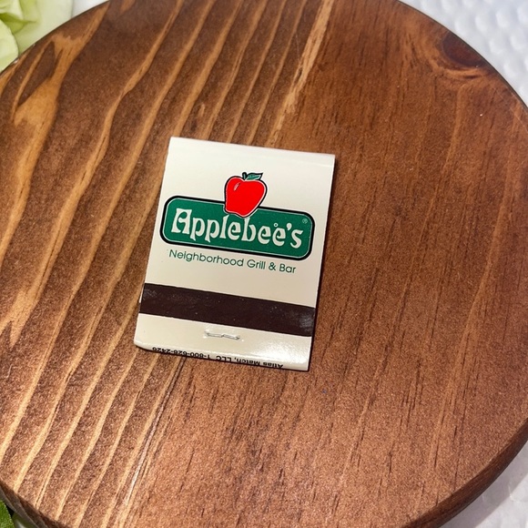 Matchbook Applebee's Grill bar.  FULL - Picture 3 of 3